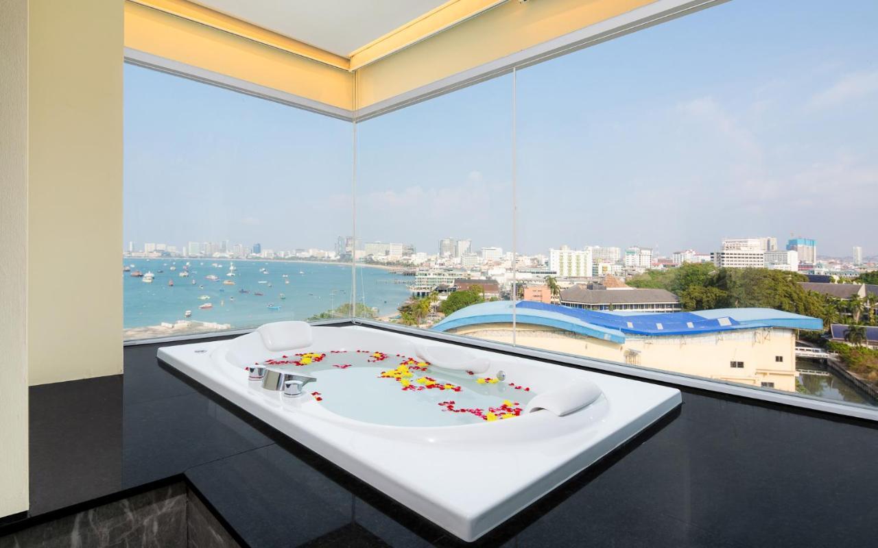 Balihai Bay Pattaya Extérieur photo